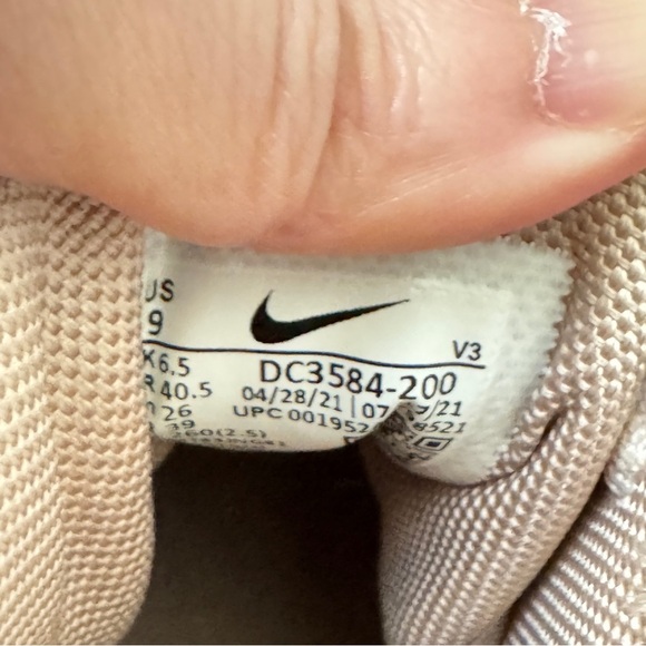 Nike Air Force 1 Utility 2.0 for Women in Fossil Stone Size 9 - Picture 8 of 9